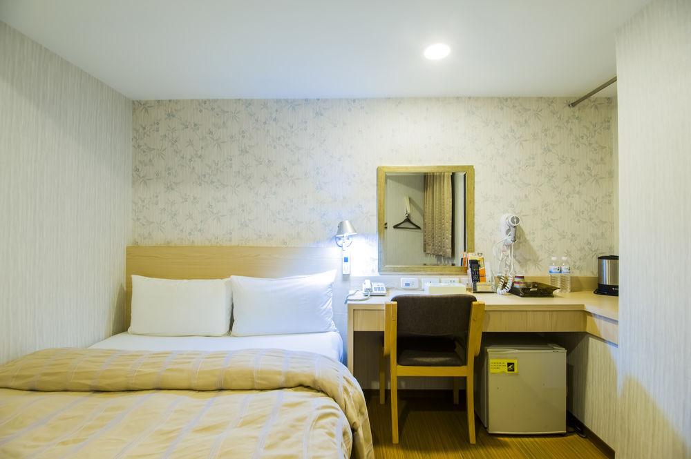 Sanduo Hotel Kaohsiung Eksteriør bilde